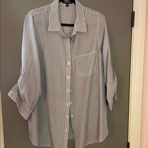 Women’s Velvet Heart button up shirt, size 1X